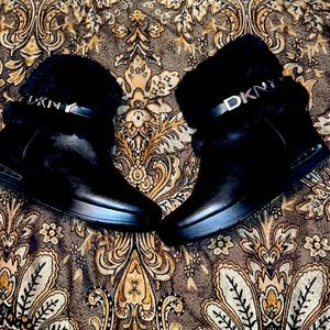 DKNY BOOTIES
